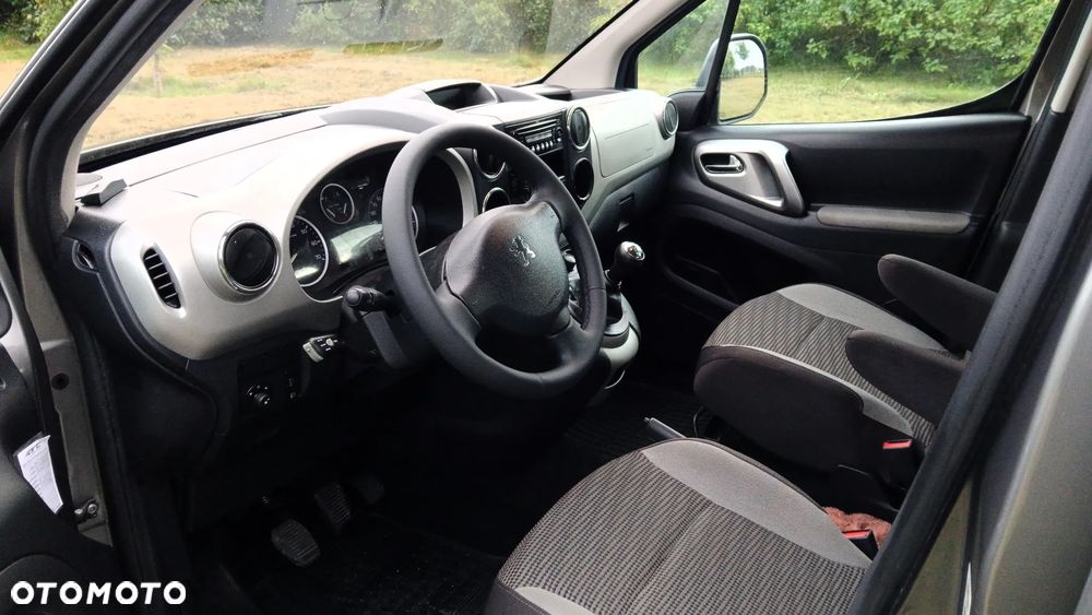 Peugeot Partner 110 Premium - 15