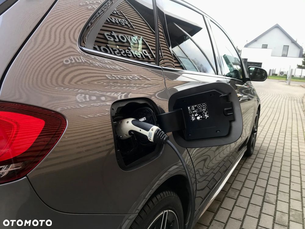 Mercedes-Benz Klasa B 250 e AMG Line 8G-DCT - 13