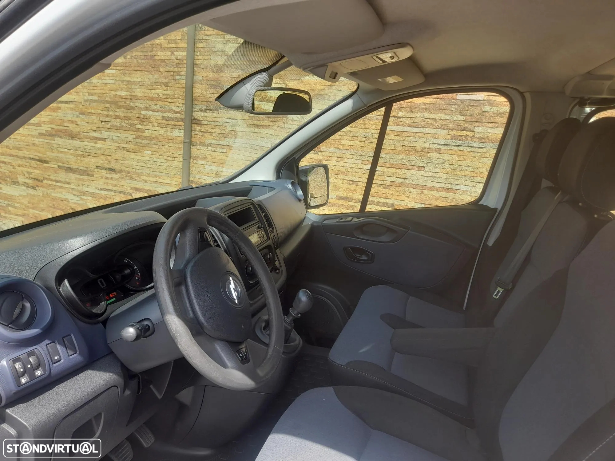 Opel Vivaro 1.6 CDTi L1H1 2.7T - 11