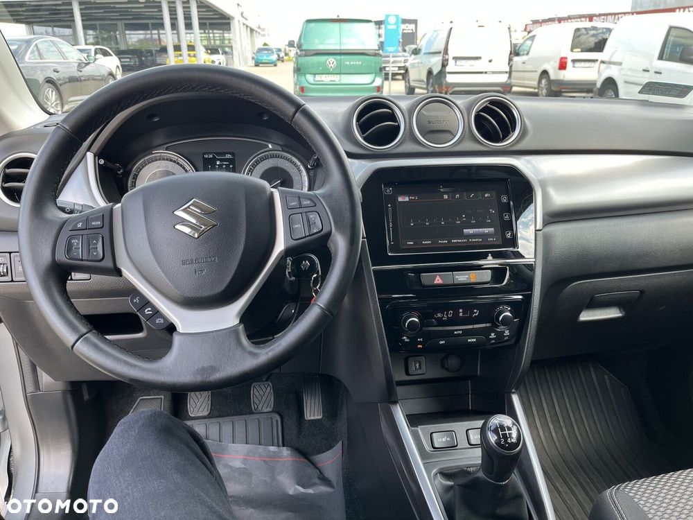 Suzuki Vitara - 14