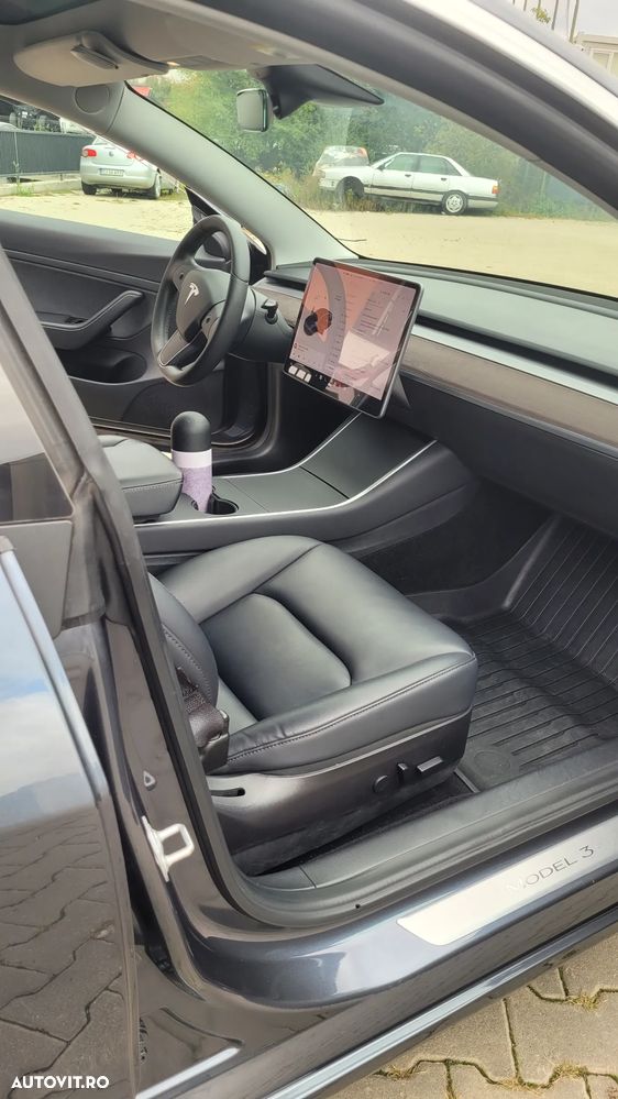 Tesla Model 3 Standard Reichweite Plus Hinterradantrieb - 18
