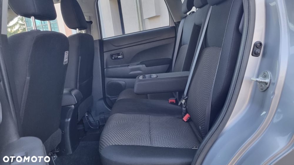 Mitsubishi ASX 1.6 Invite Navi - 15