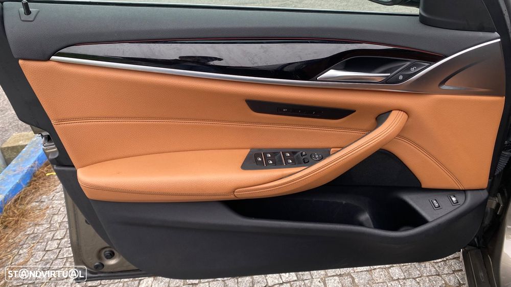 BMW 530 e iPerformance Line Luxury - 21