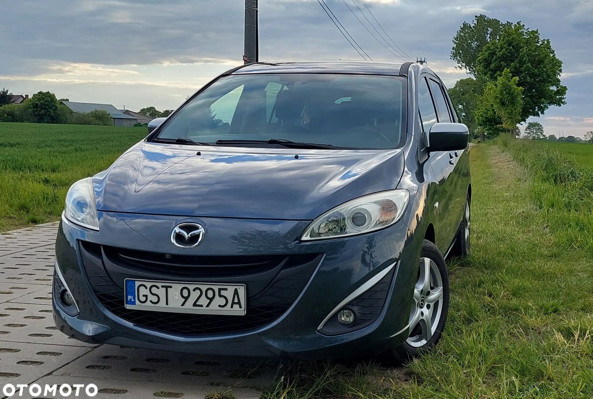 Mazda 5 - 1