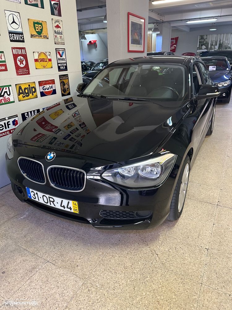 BMW 116 i Line Urban - 11
