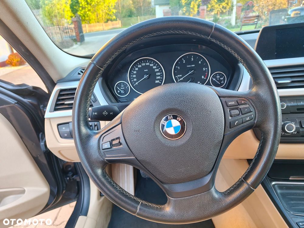 BMW Seria 3 316d - 11