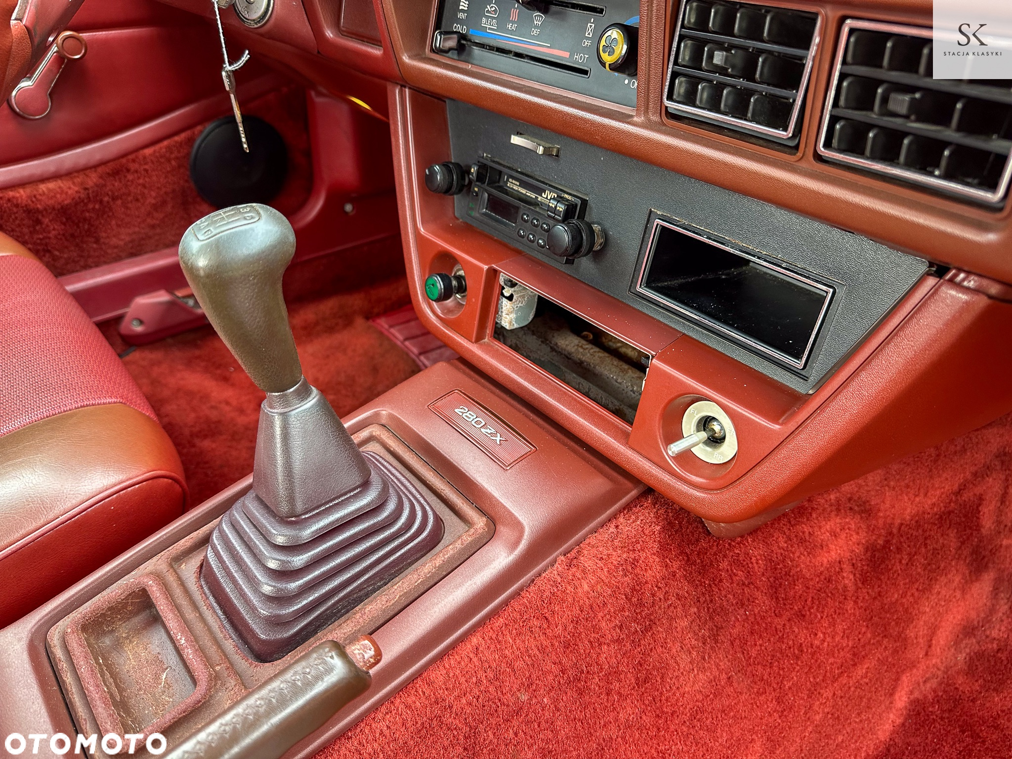 Nissan 280 ZX - 12