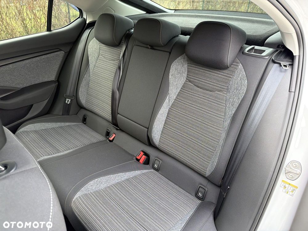 Skoda Superb 1.5 TSI Plug-in Hybrid Edition 130 DSG - 24