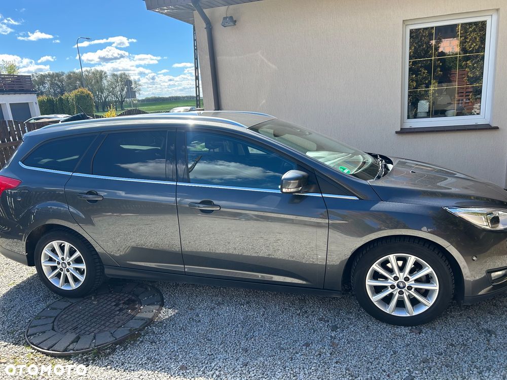 Ford Focus 1.0 EcoBoost Titanium Business - 5