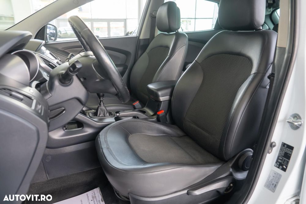 Hyundai ix35 1.7 CRDI 2WD Comfort - 21