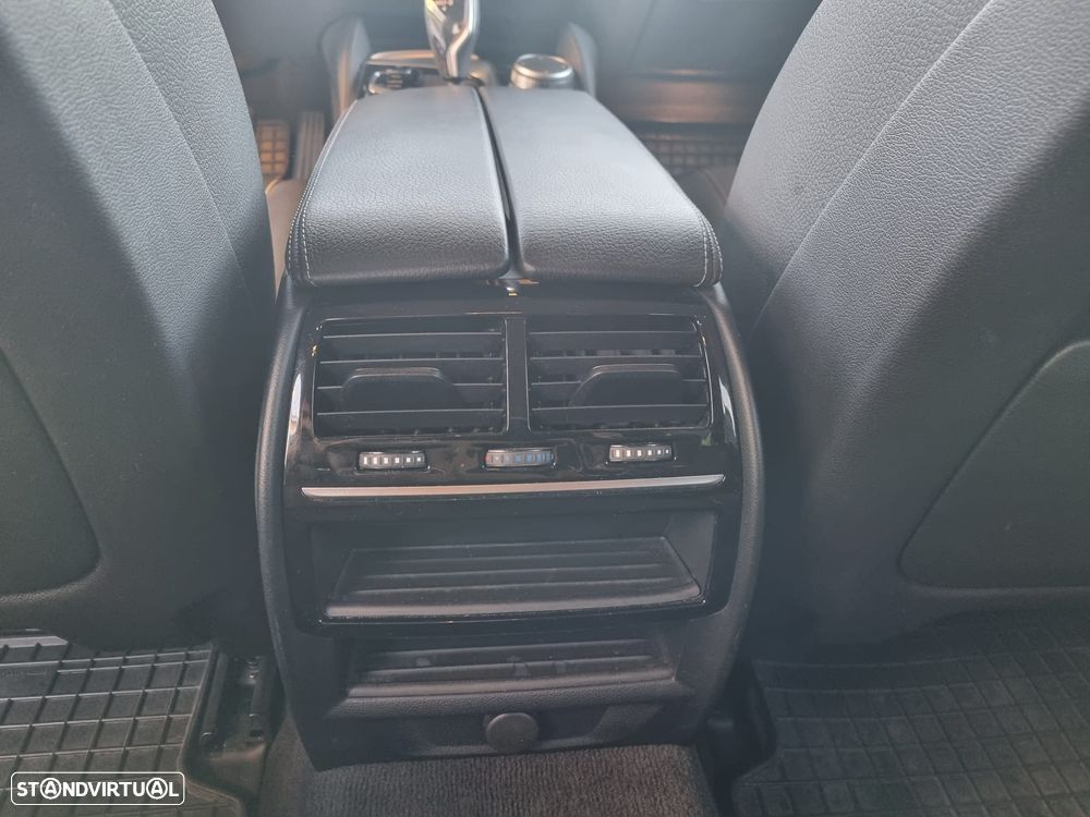 BMW 520 d Line Luxury Auto - 29