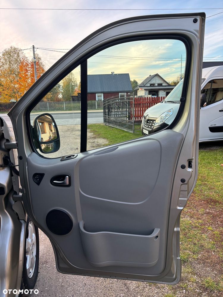 Renault Trafic - 17