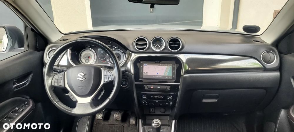 Suzuki Vitara 1.4 Boosterjet SHVS Premium 2WD - 6