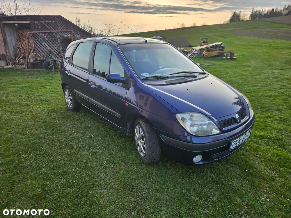 Renault Scenic 1.9 dTi Family - 2