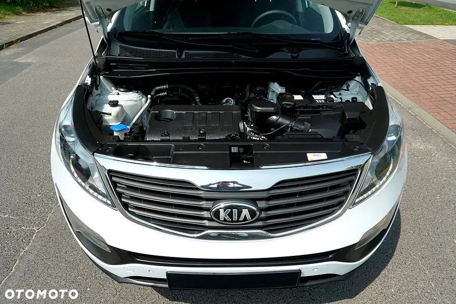 Kia Sportage 1.7 CRDI 2WD Dream-Team Edition - 22
