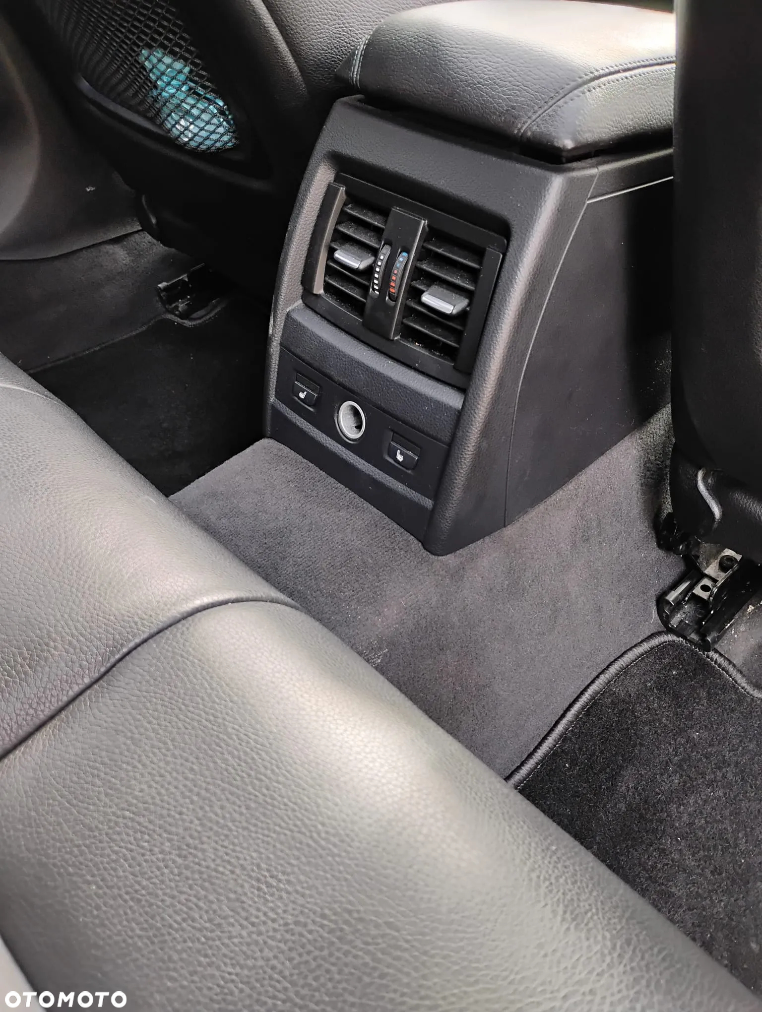 BMW Seria 3 320i Luxury Line - 19