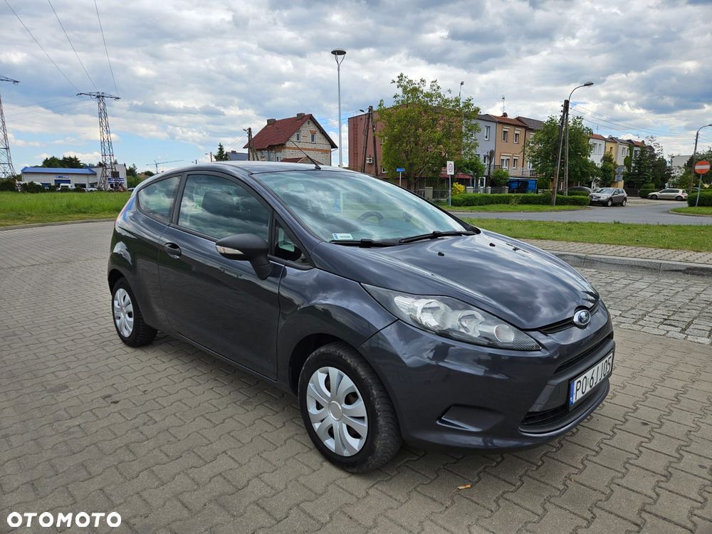 Ford Fiesta - 2