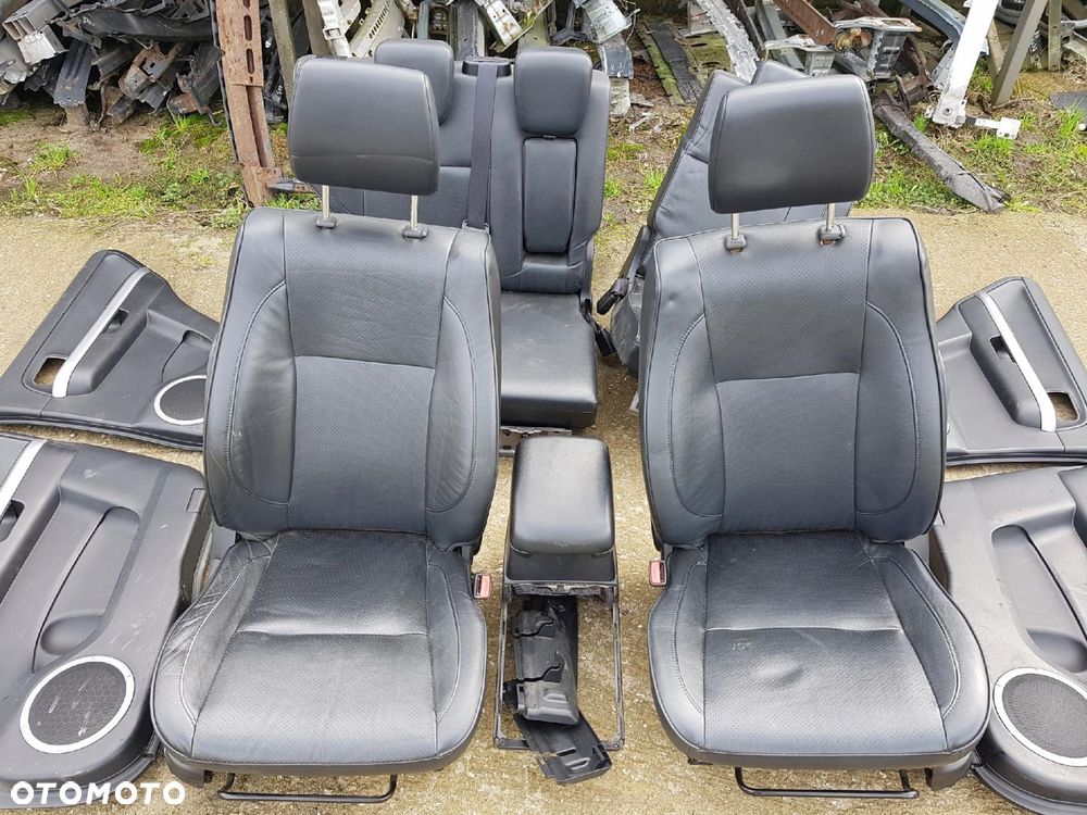 SUZUKI GRAND VITARA II 05-14r FOTELE SKÓRZANE BOCZKI 5D - 2
