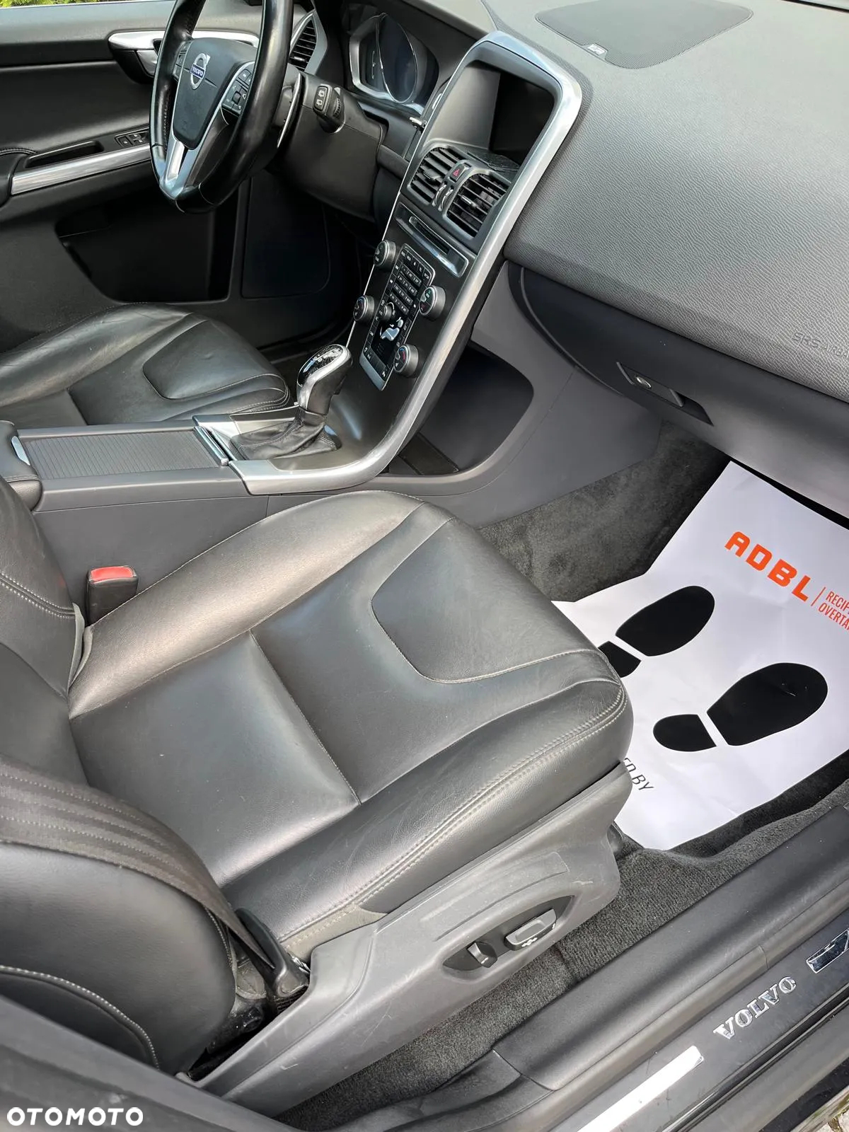 Volvo XC 60 - 12