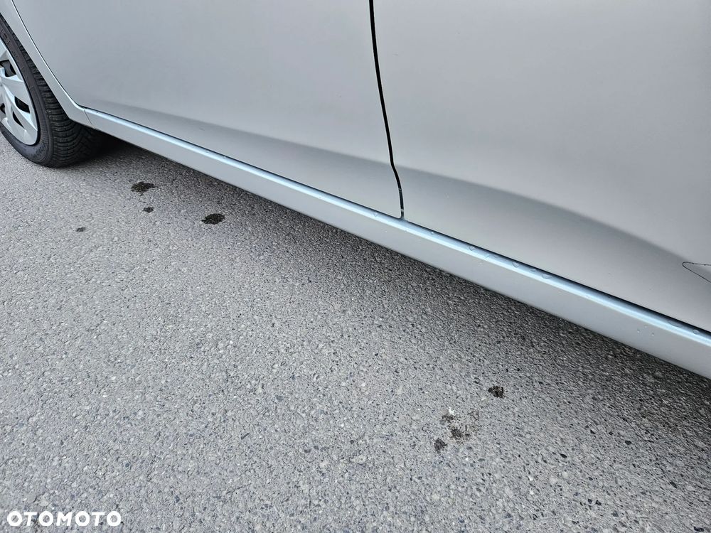 Toyota Verso S 1.33 VVT-i Multidrive Club - 4