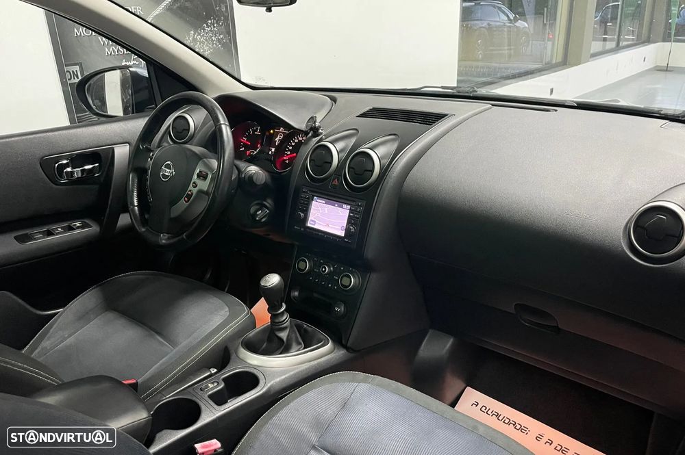 Nissan Qashqai 1.5 dCi Tekna FPD - 25