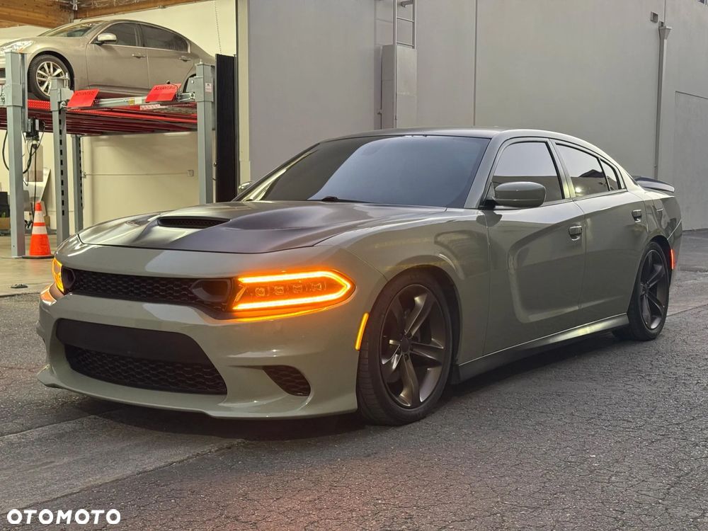 Dodge Charger 5.7 R/T - 5