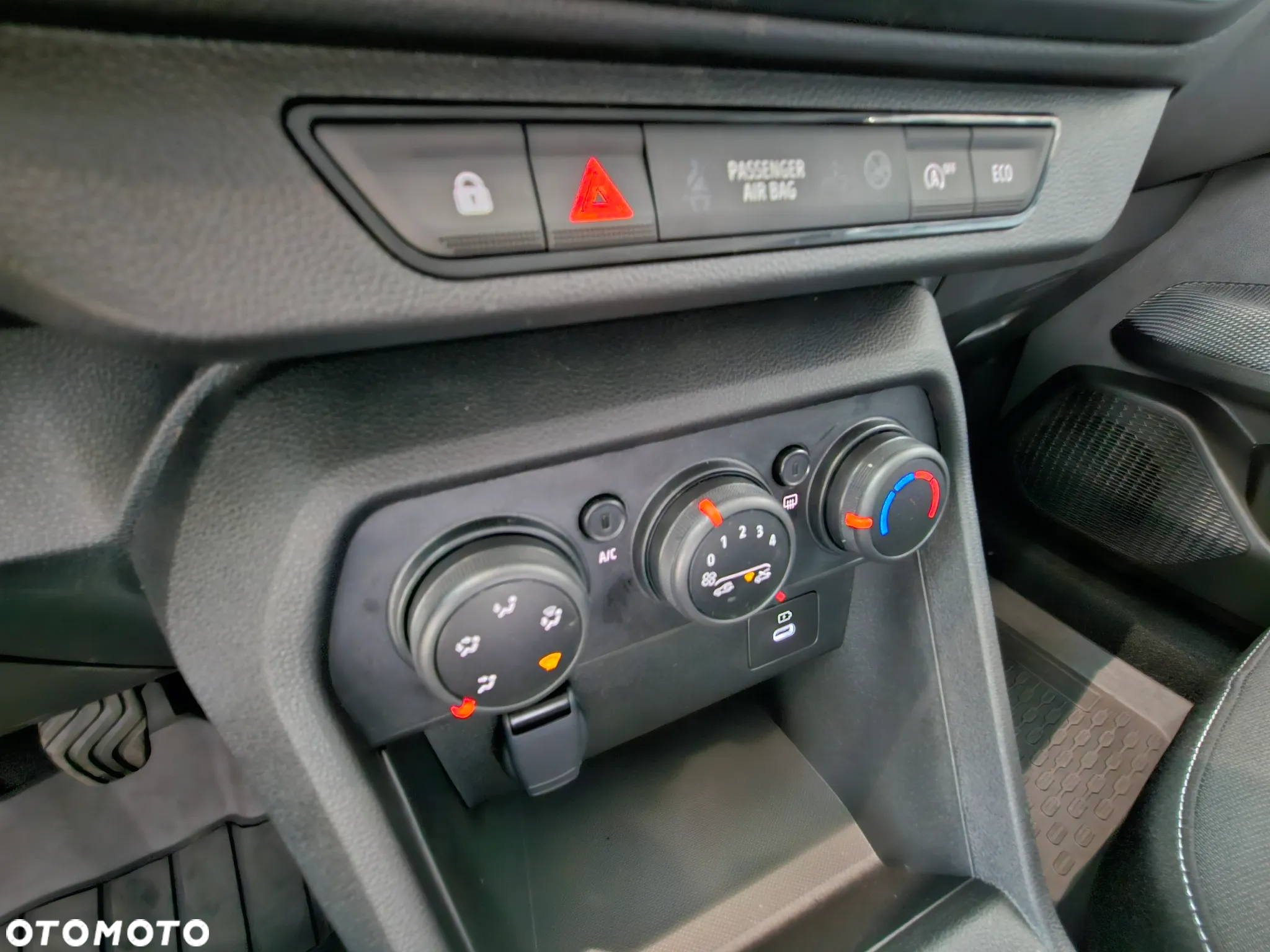 Dacia Sandero 1.0 TCe Expression - 16