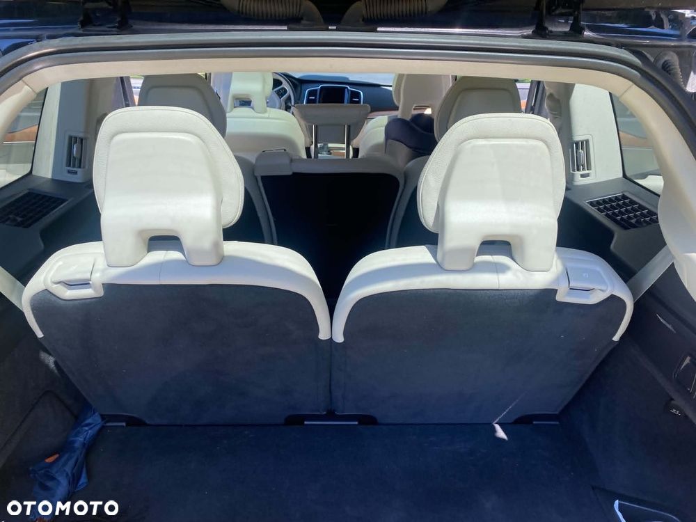 Volvo XC 90 T5 GPF AWD Momentum 7os - 13