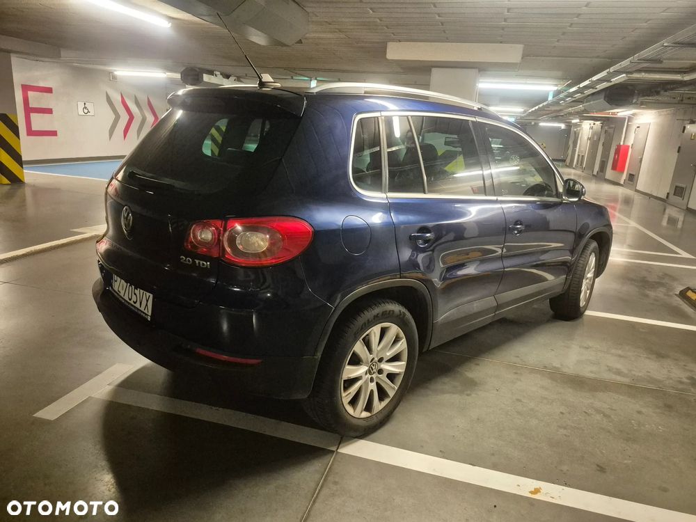 Volkswagen Tiguan - 9