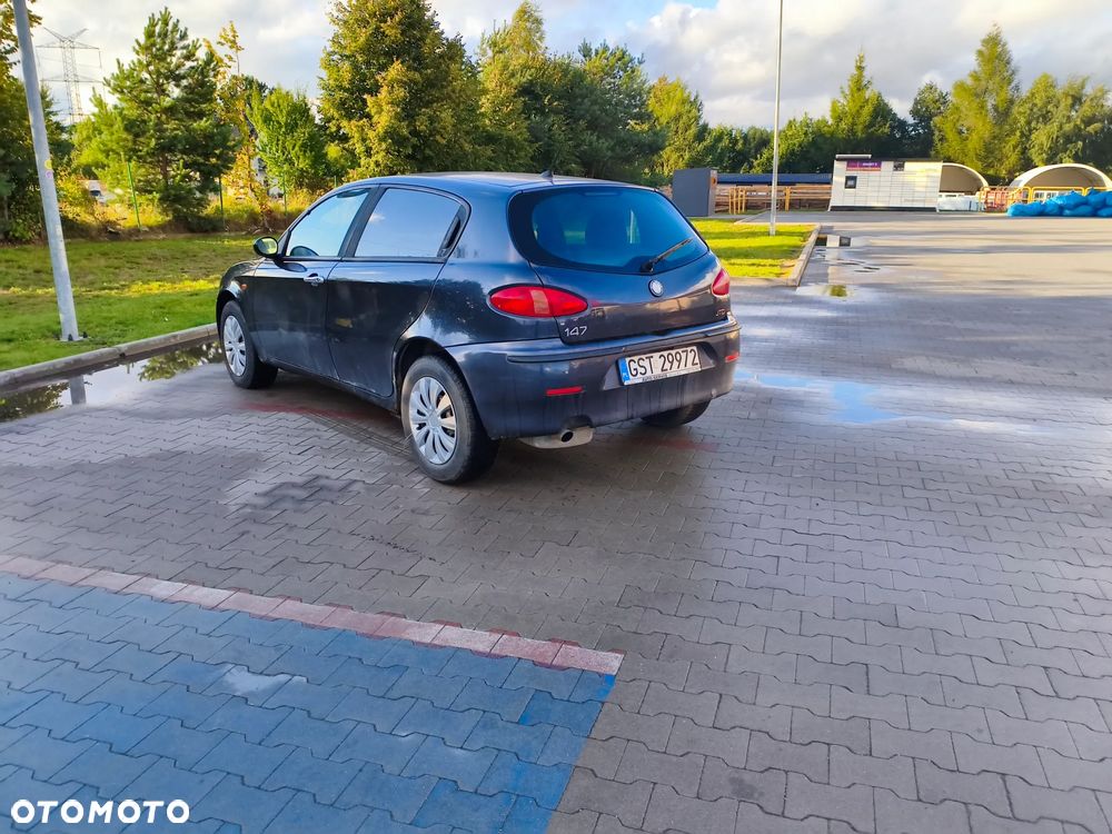 Alfa Romeo 147 1.9 JTD Progression - 3
