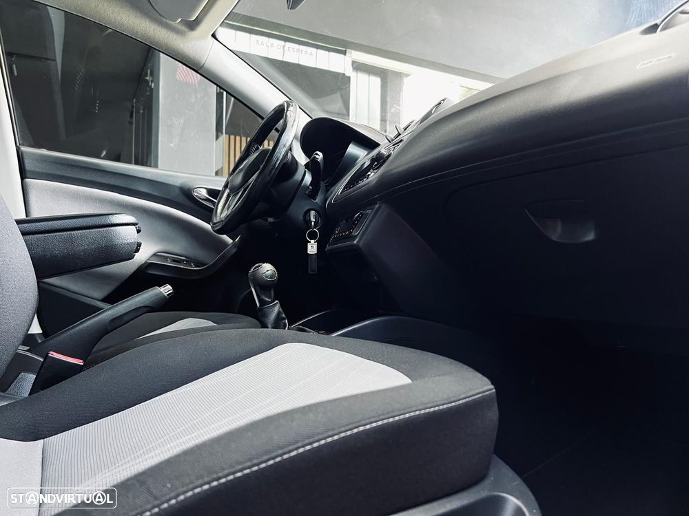 SEAT Ibiza 1.2 TDI CR Ecomotive Style — fotografia 19