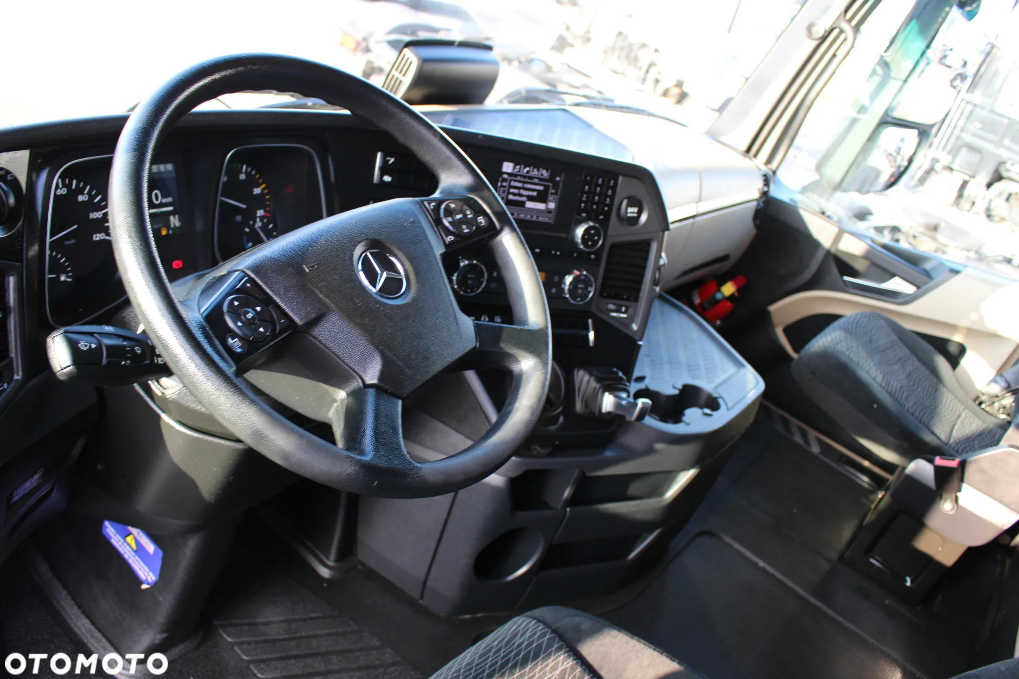 Mercedes-Benz ACTROS 1845 /LOW DECK /MEGA / 2 ZBIORNIKI /KLIMA POSTOJOWA /GPS/**SERWIS FR **/ IDEALNY STAN / - 27