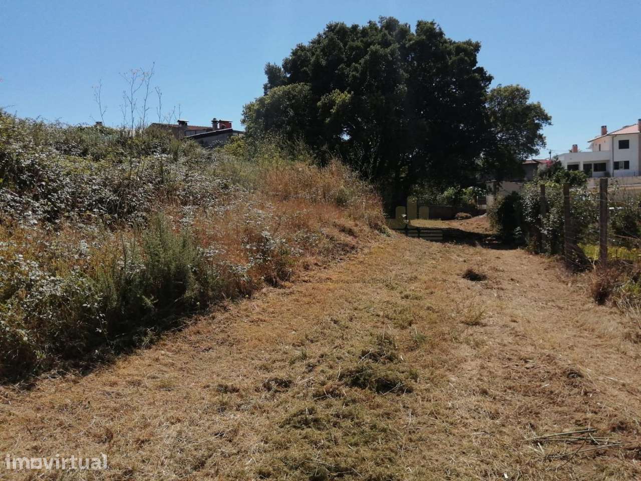Terreno para Moradias - Grande imagem: 2/18