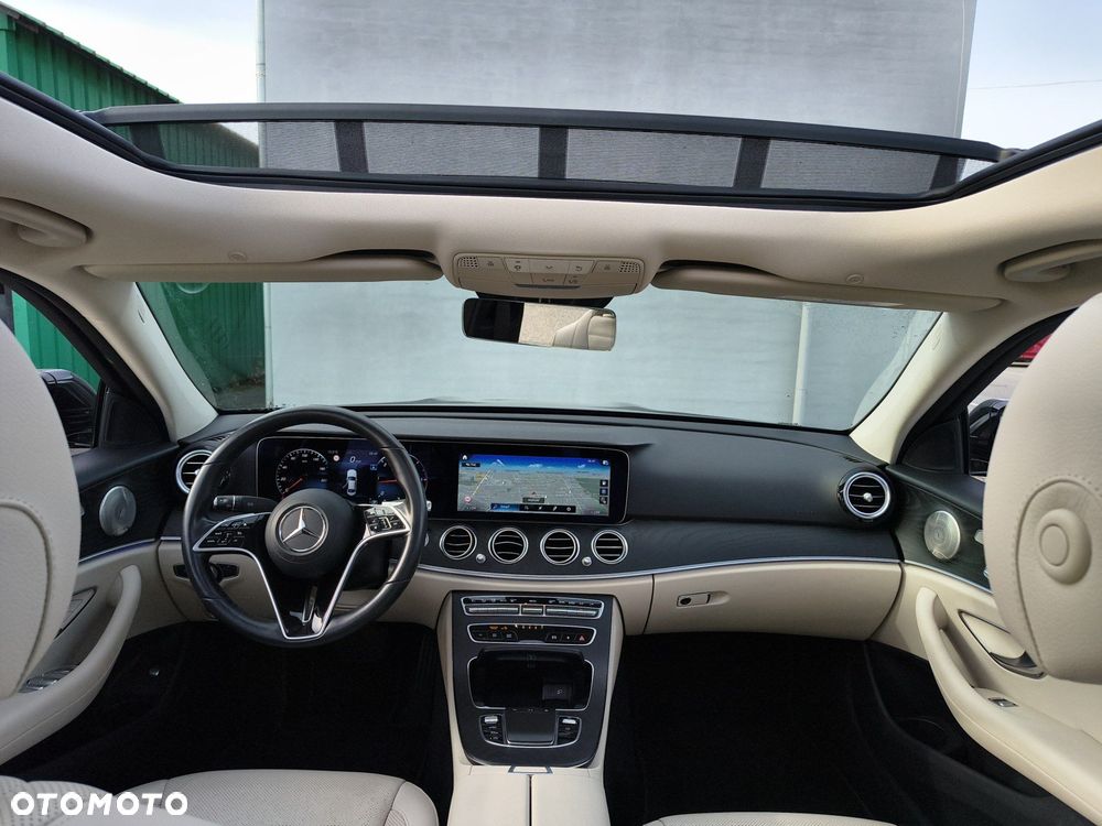 Mercedes-Benz Klasa E 220 d 4-Matic Avantgarde - 9