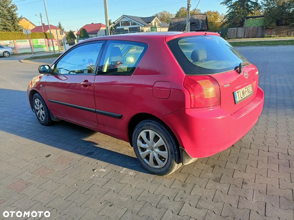 Toyota Corolla 2.0 D-4D Sol - 6