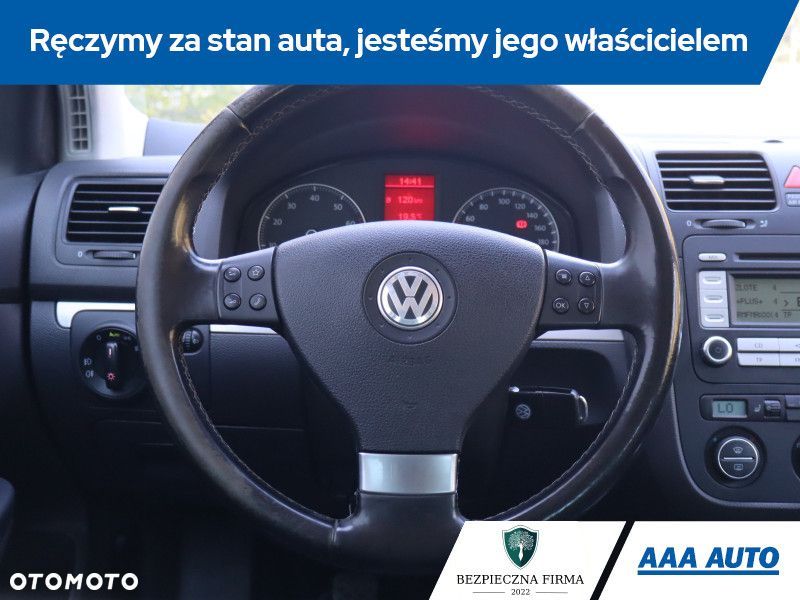 Volkswagen Golf - 17