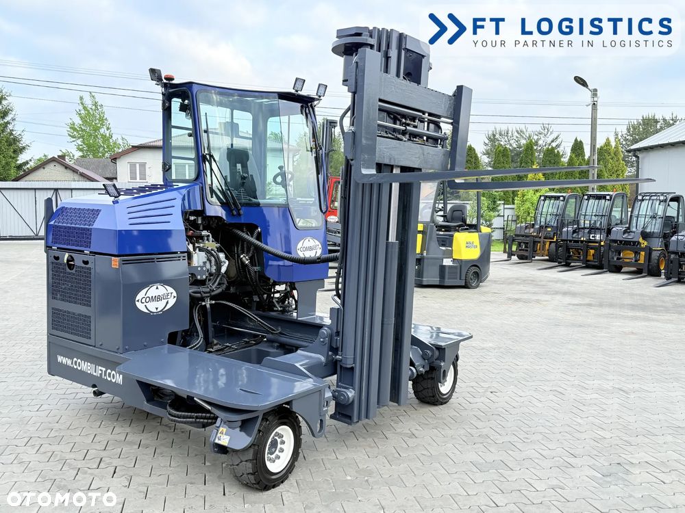 Combilift WÓZEK CZTEROKIERUNKOWY - WIELOKIERUNKOWY | COMBILIFT C4500S | GAS | TRIPLEX 5550MM | POZYCJONER WIDEŁ | WOLNY SKOK | NOWE OPONY | PO SERWISIE | STAN IDEALNY | Szeroka oferta wózków czterokierunkowych i bocznych, dopasowanych do różnorodnych potrzeb i zastosowań - 27