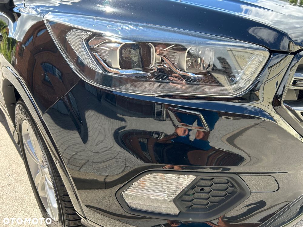 Ford Kuga 1.5 EcoBoost 2x4 Titanium - 32