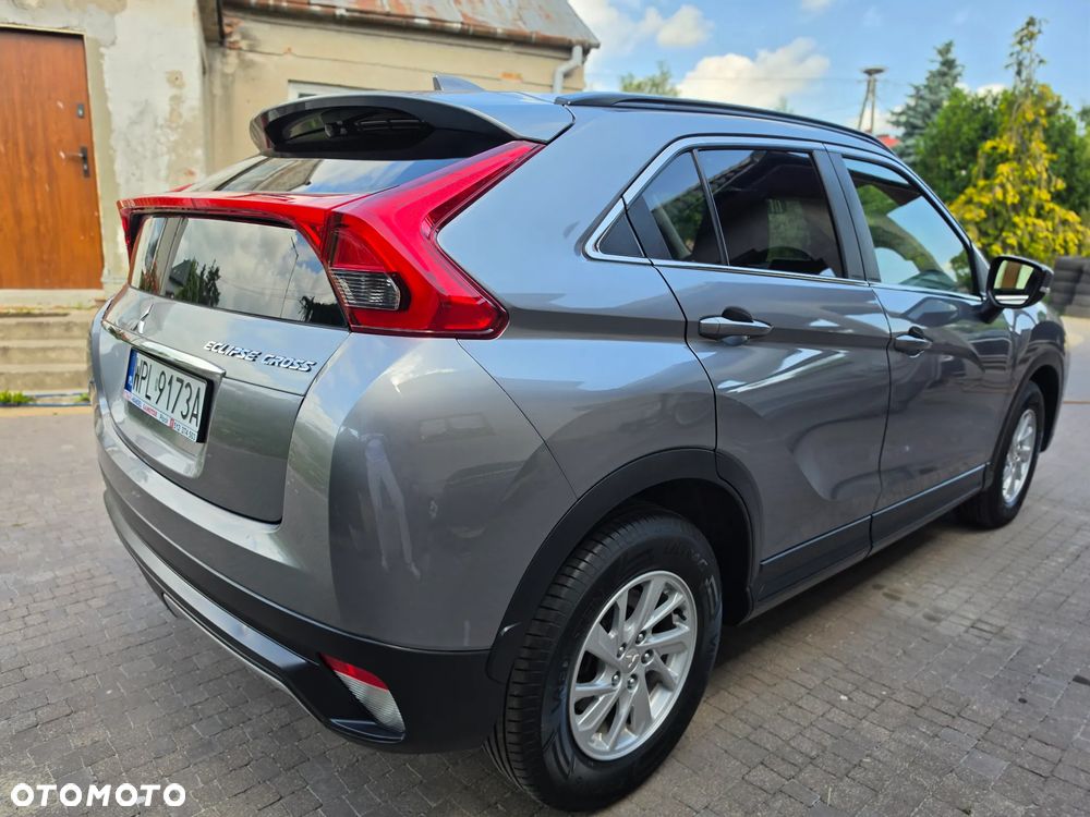 Mitsubishi Eclipse Cross - 16