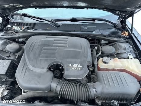Dodge Challenger - 7