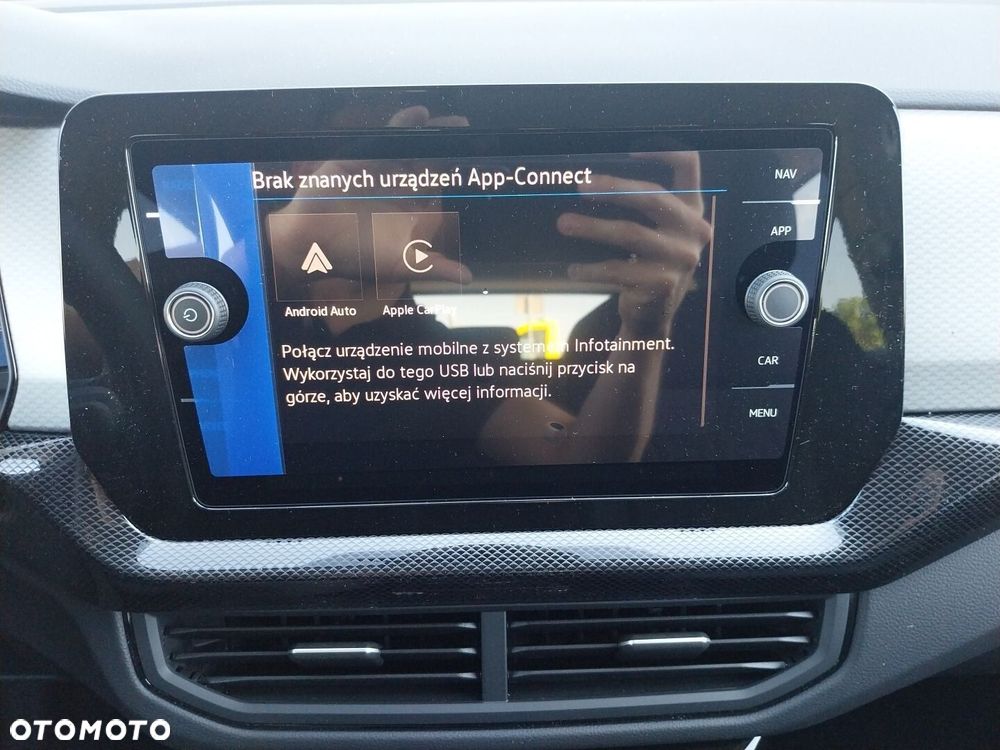 Volkswagen T-Cross - 17