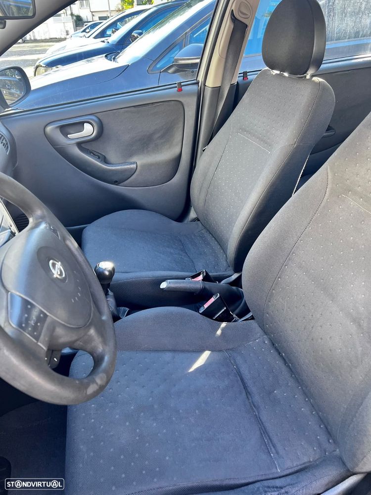 Opel Corsa - 3