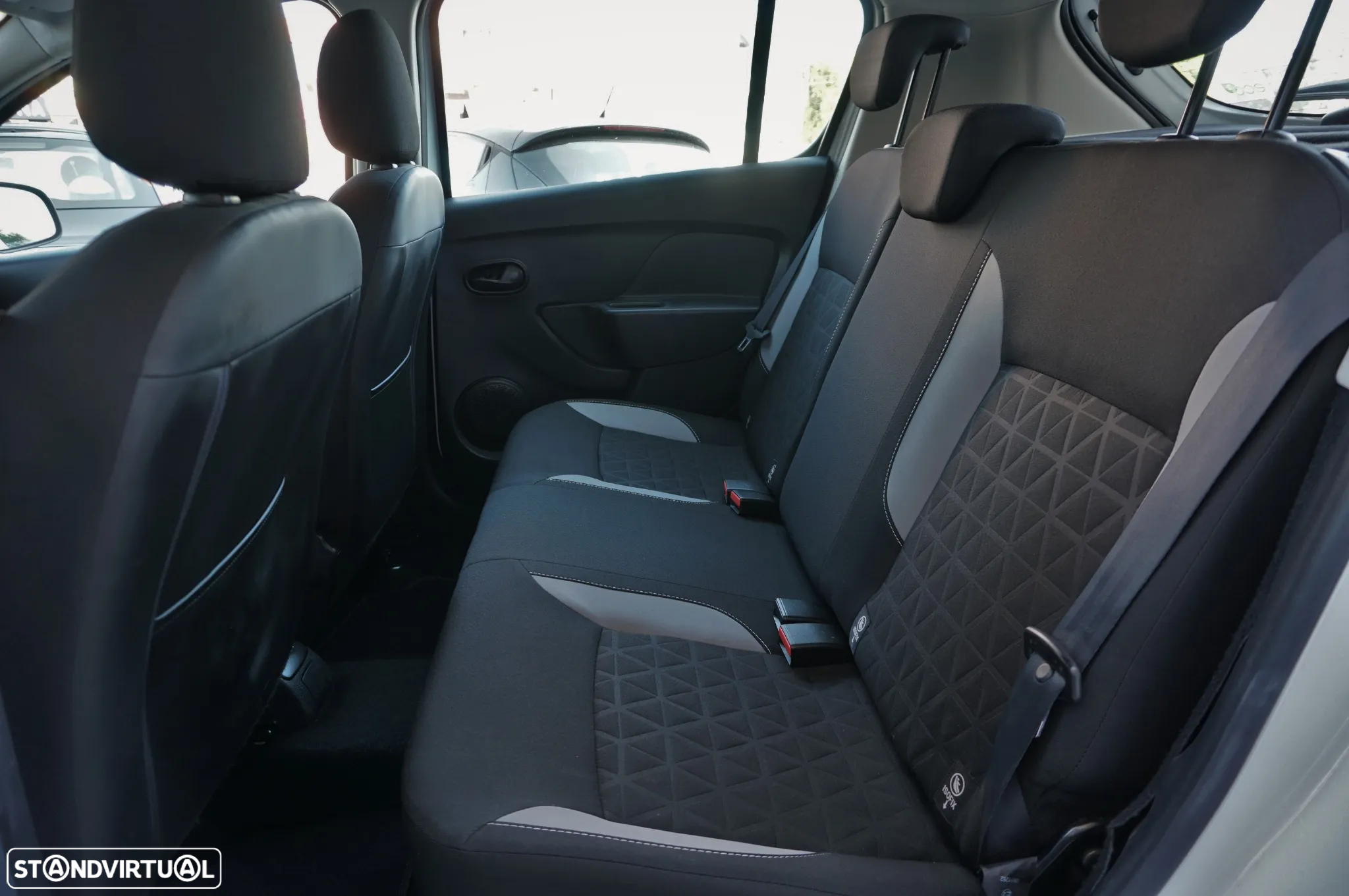 Dacia Sandero Stepway TCe 90 (S&S) Prestige - 13