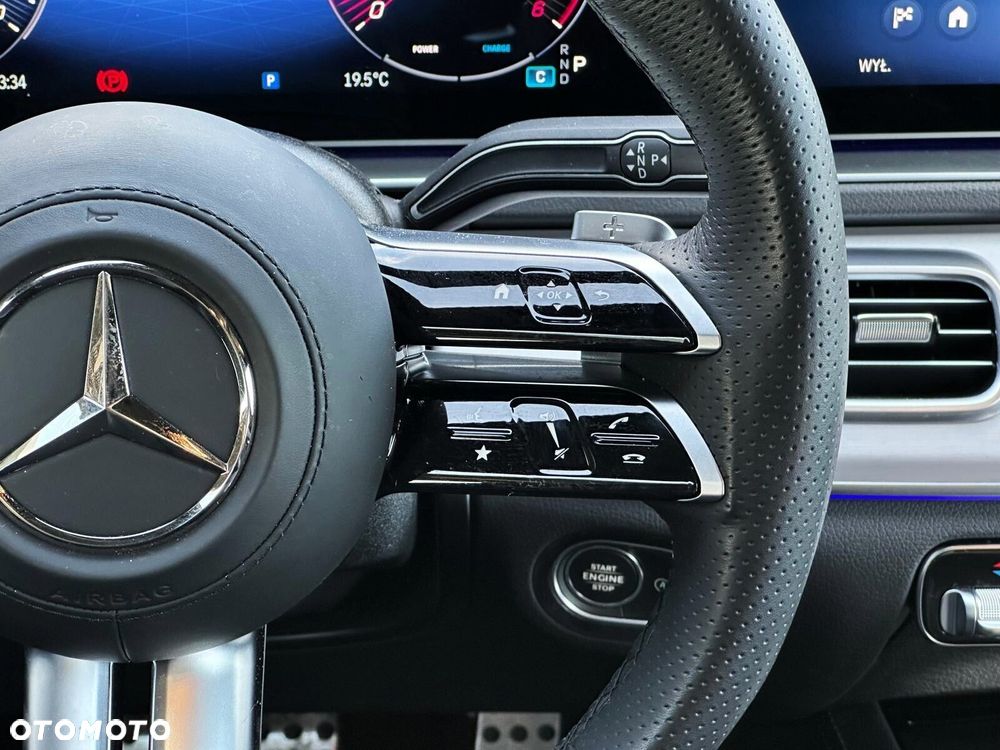 Mercedes-Benz GLE - 12