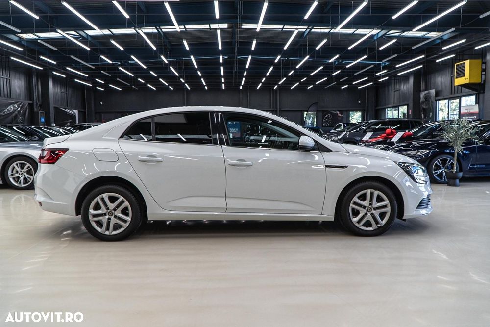 Renault Megane TCe 140 GPF EDC ZEN - 20