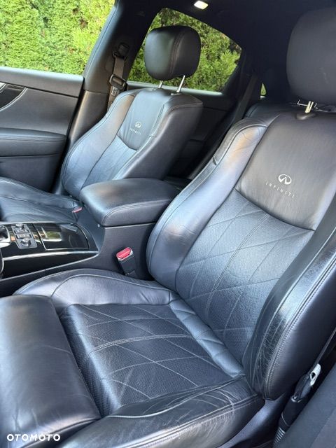 Infiniti FX - 3