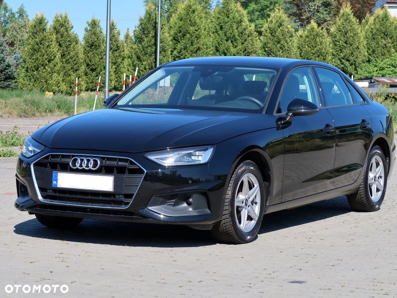 Audi A4 Limousine 35 TFSI mHEV Advanced S tronic - 1
