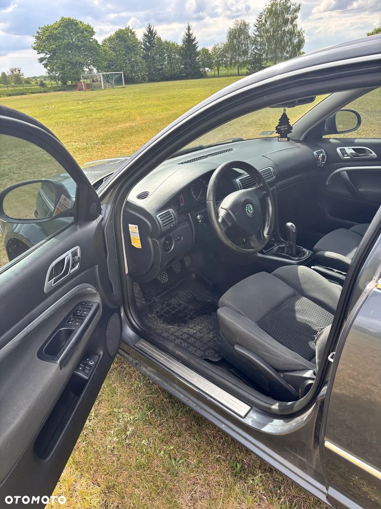 Skoda Superb 2.0 TDI DPF L&K - 9