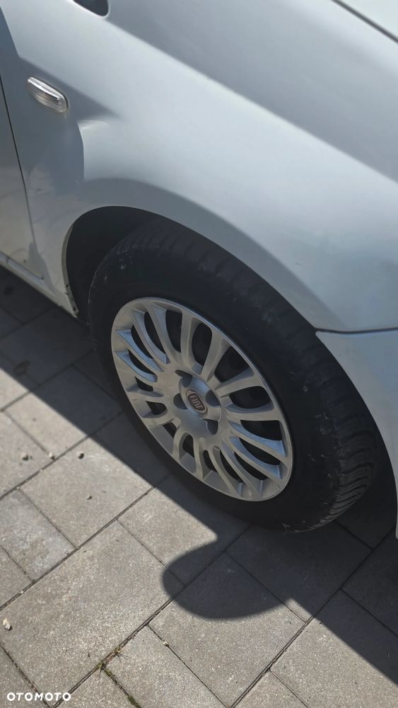 Fiat Punto - 4