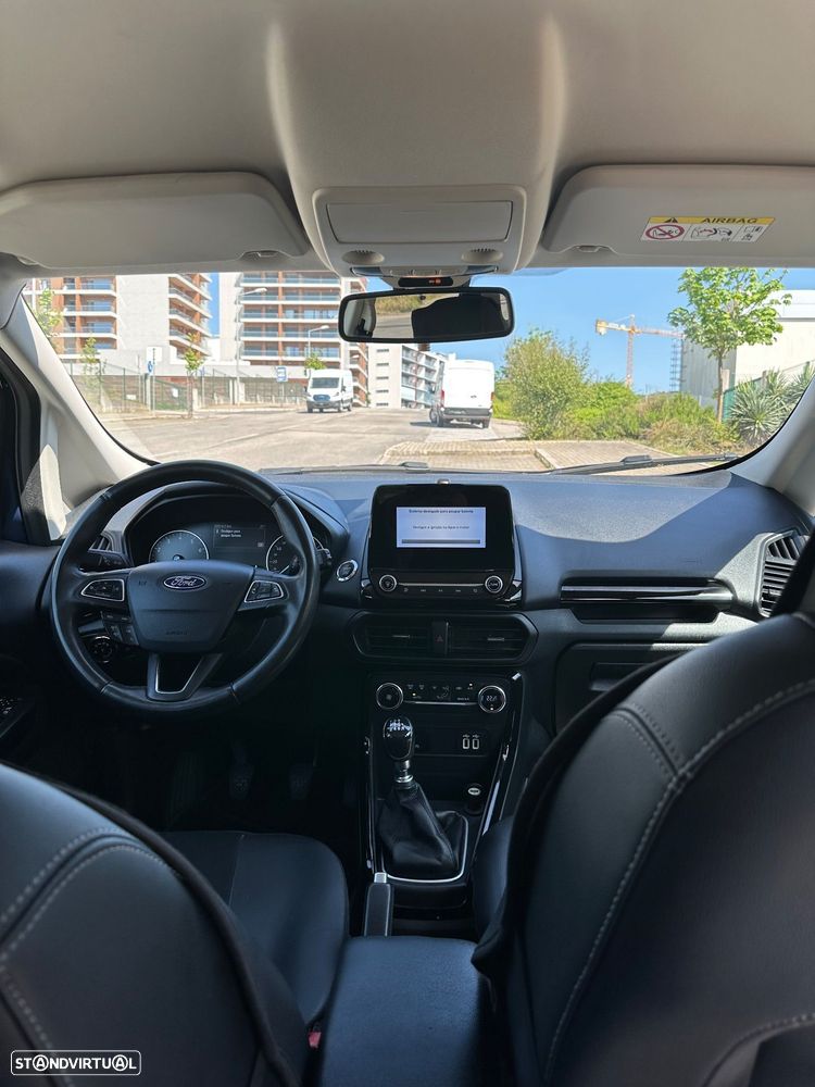 Ford EcoSport - 19
